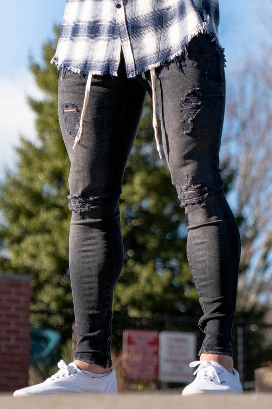 Youngla 604 Extra Distressed Denim Uomo Jeans Nere | AJ6280179
